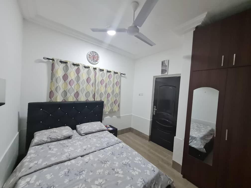 Nesta Barron -Home Away From Home North Legon Εξωτερικό φωτογραφία