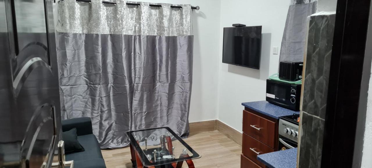 Nesta Barron -Home Away From Home North Legon Εξωτερικό φωτογραφία