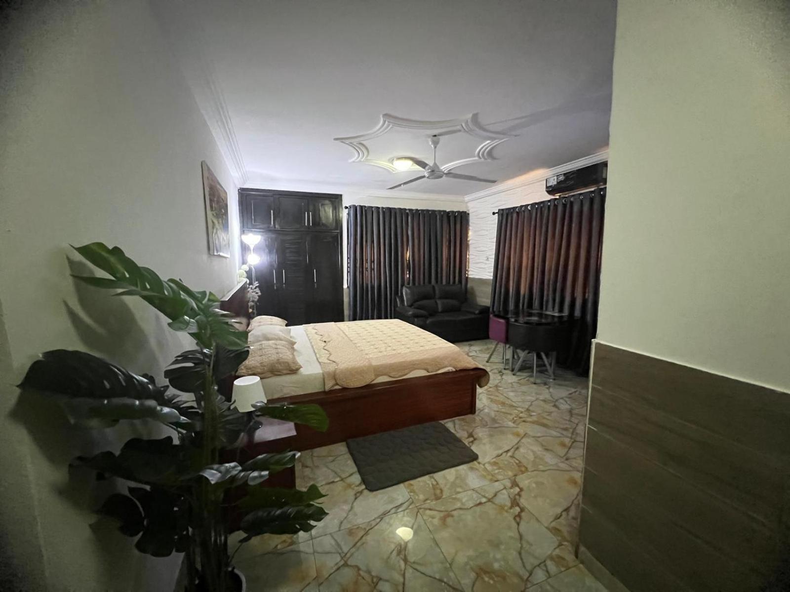 Nesta Barron -Home Away From Home North Legon Εξωτερικό φωτογραφία