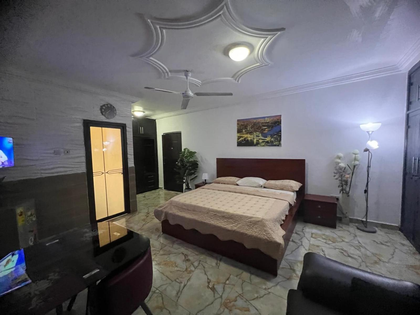 Nesta Barron -Home Away From Home North Legon Εξωτερικό φωτογραφία