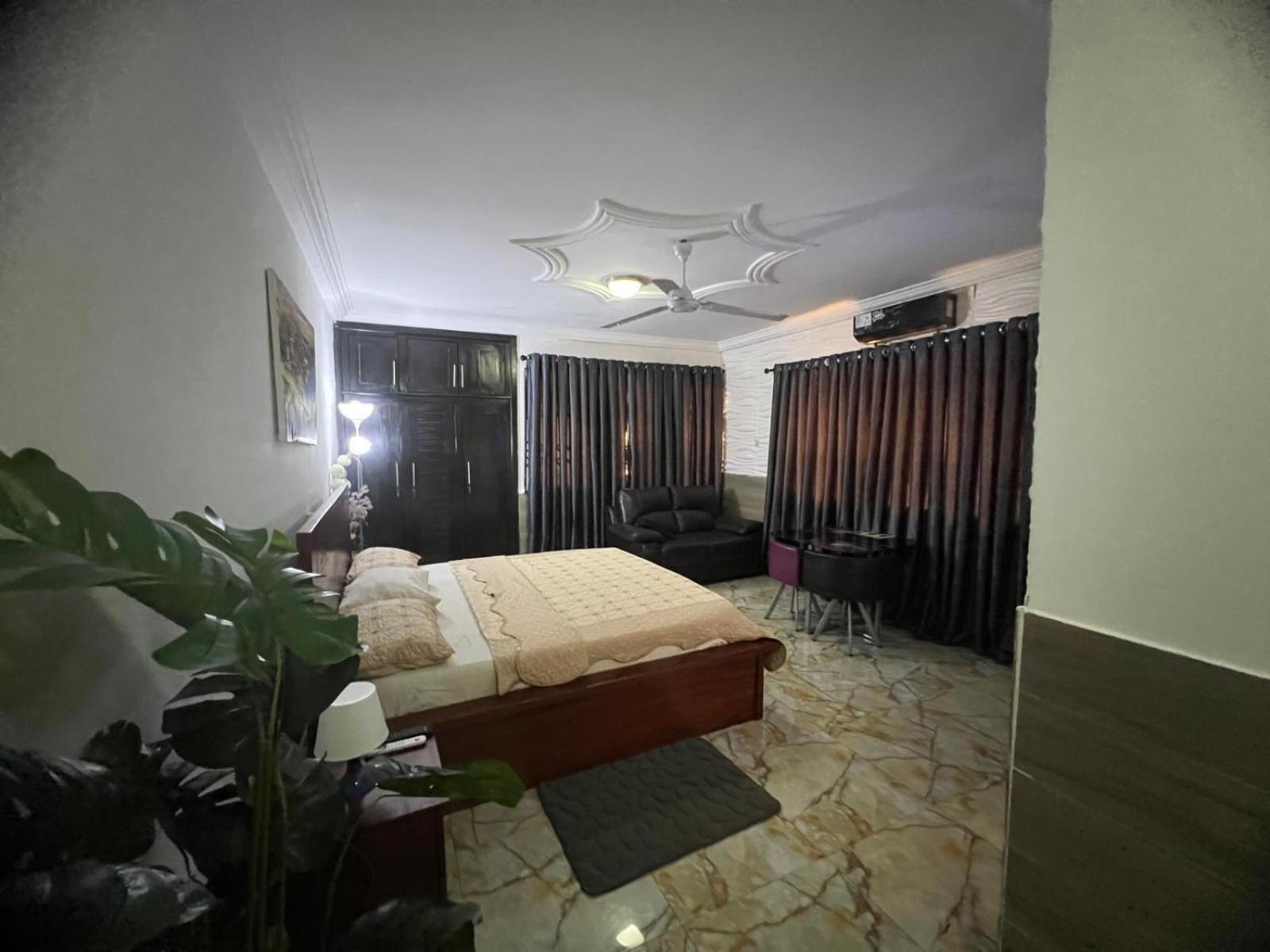Nesta Barron -Home Away From Home North Legon Εξωτερικό φωτογραφία