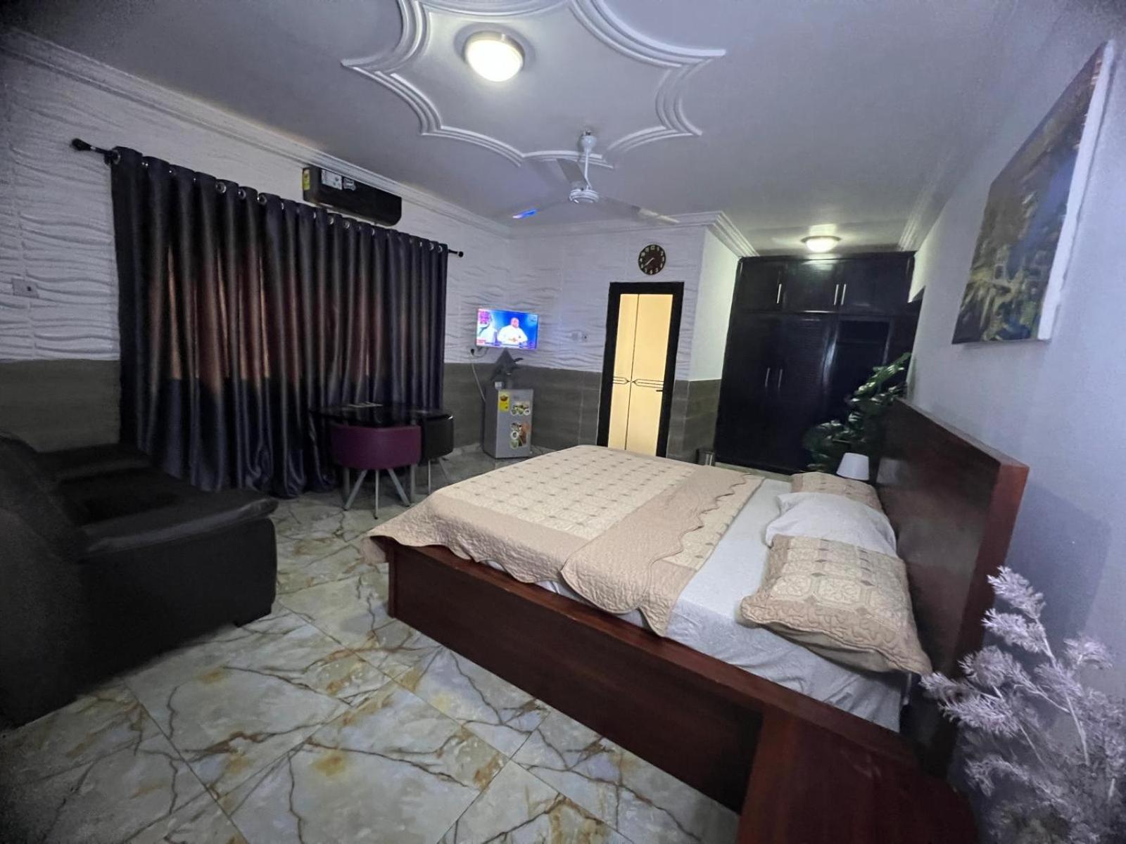 Nesta Barron -Home Away From Home North Legon Εξωτερικό φωτογραφία