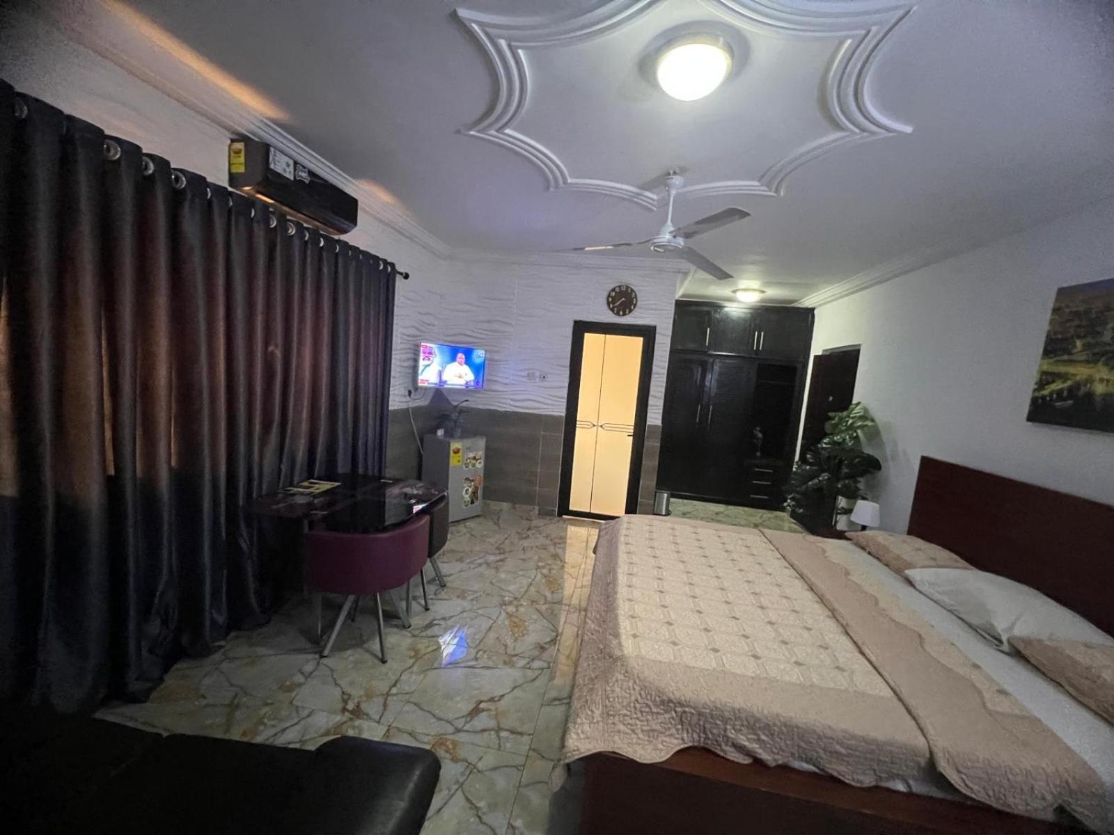 Nesta Barron -Home Away From Home North Legon Εξωτερικό φωτογραφία
